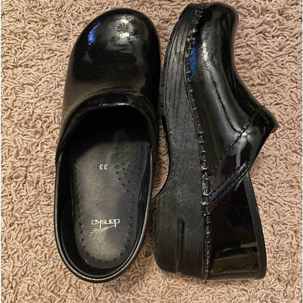 Black dansko kids shoes size 33